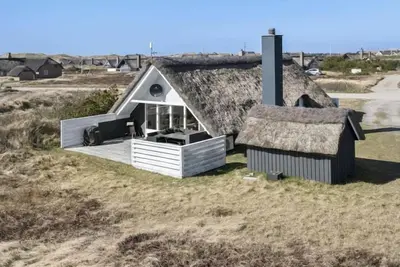 Image de \"Hen\" - 400m from the sea by Interhome