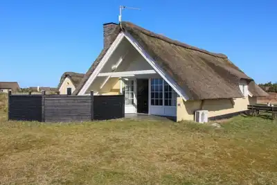 Image de \"Franciska\" - 800m from the sea by Interhome