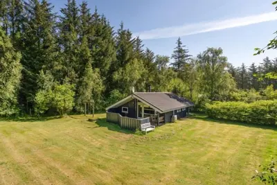 \"Alwin\" - 2. 5km from the sea by Interhome