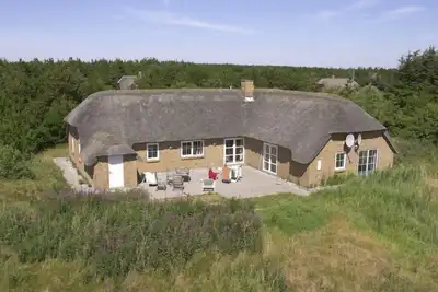 Image de \"Hedi\" - 900m from the sea by Interhome