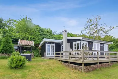 \"Fabine\" - 50m from the sea by Interhome