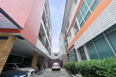 Image de 15 Min to Ekamai-Thonglor