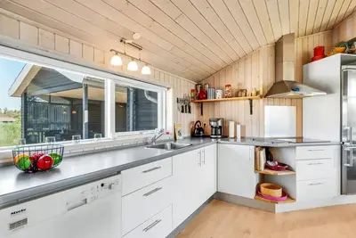 Image de \"Oskarvine\" - 900m from the sea by Interhome