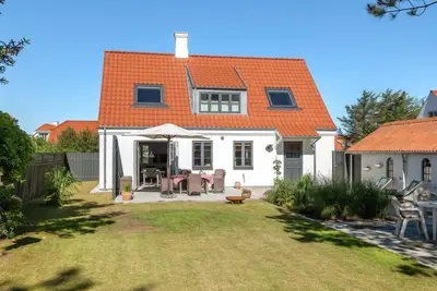 \"Shiva\" - 300m from the sea by Interhome