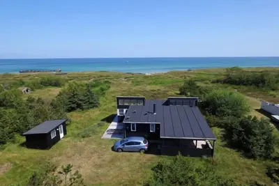 Image de \"Helin\" - 100m from the sea by Interhome