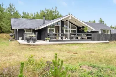 \"Elayne\" - 3km from the sea by Interhome