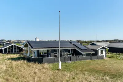 Image de \"Ralf\" - 300m from the sea by Interhome