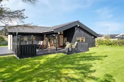 \"Friderike\" - 200m from the sea by Interhome