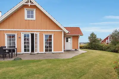 Image de \"Matleena\" - 200m from the sea by Interhome