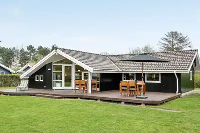 Image de \"Tore\" - 200m from the sea by Interhome