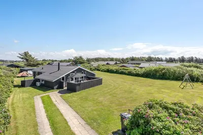 Image de \"Biarni\" - 300m from the sea by Interhome