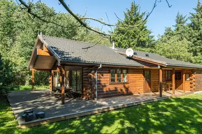 Image de \"Floriane\" - 700m from the sea by Interhome