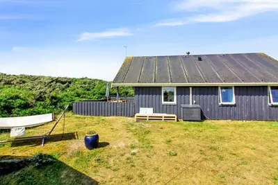 Image de \"Harry\" - 100m from the sea by Interhome