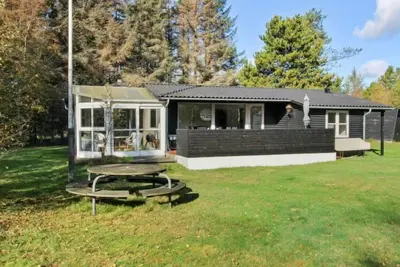 Image de \"Herly\" - 50m from the sea by Interhome
