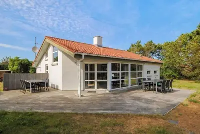 Image de \"Konrad\" - 400m from the sea by Interhome
