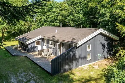 Image de \"Ninetta\" - 650m from the sea by Interhome