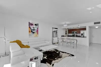 Image de Modern Sky Residence with Ocean and City Views