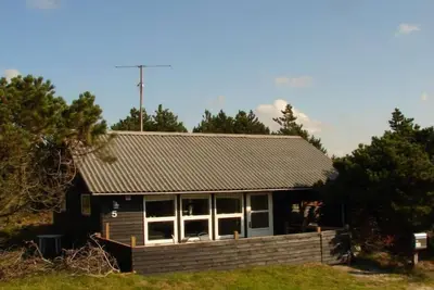 Image de \"Nanouk\" - 500m from the sea by Interhome