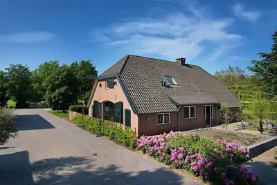 Image de Spacious villa for 18 persons with private swimming pool