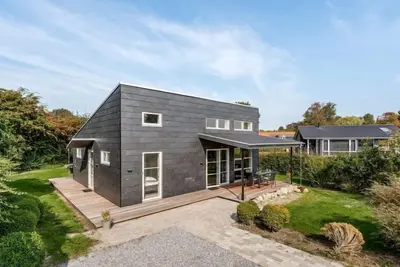 Image de \"Ilkka\" - 175m from the sea by Interhome