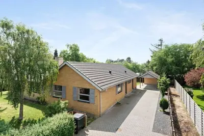 Image de \"Sana\" - 2. 5km from the sea by Interhome