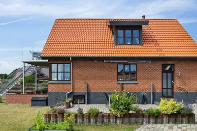 Image de \"Amely\" - 500m from the sea by Interhome