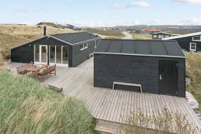 Image de \"Mylius\" - 100m from the sea by Interhome