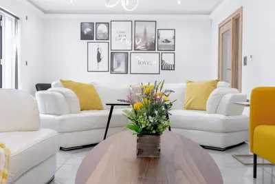 Image de 22b: Brand new 5 Bed 4 Bath Detached House
