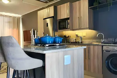 Lovely one bedroom apartment in Sandton