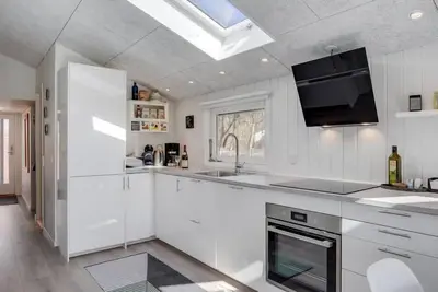 Image de \"Gusta\" - 500m from the sea by Interhome