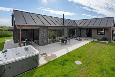 Image de \"Pejo\" - 950m from the sea by Interhome