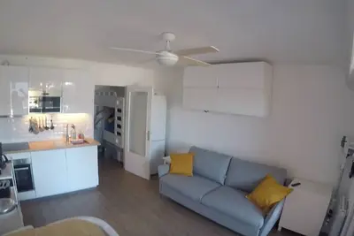Image de Appartement grande terrasse Ă 50 m de la plage