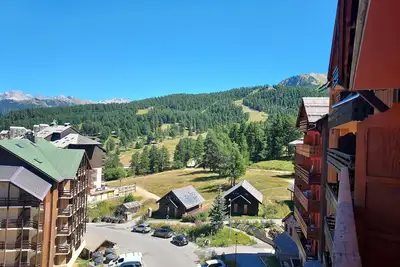 Image de Grand duplex aux pieds des pistes