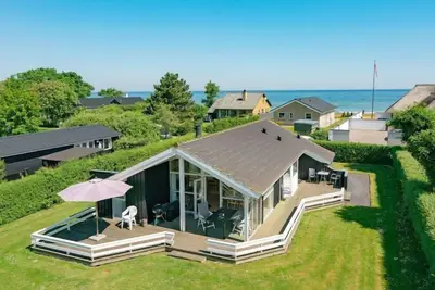 Image de \"Maybritt\" - 100m from the sea by Interhome