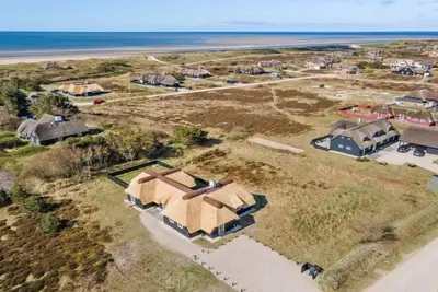 Image de \"Ege\" - 200m from the sea by Interhome