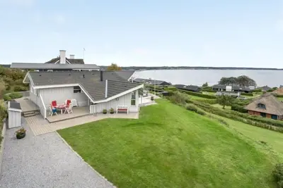 Image de \"Eilen\" - 250m from the sea by Interhome