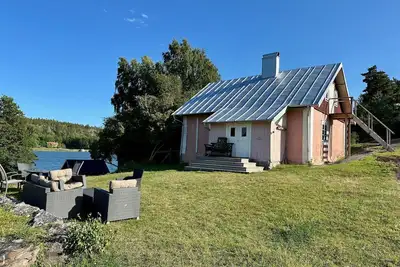Image de Unique and simple accommodation in the Stockholm archipelago on a peninsula next to Sorunda.