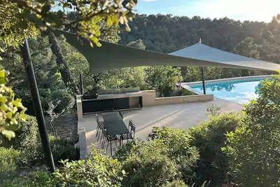 Image de Villa des Grands Carmes Vues exceptionnelles et très grande piscine