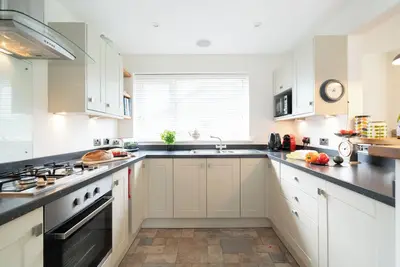 Image de Pebble Beach Bembridge. Lovely Three Bedroom, 2 Bathroom Holiday Bungalow