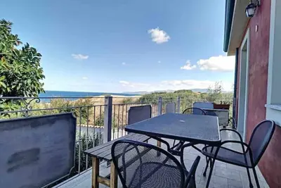 Image de Beautiful apartment 100m from the beach in La Ciaccia