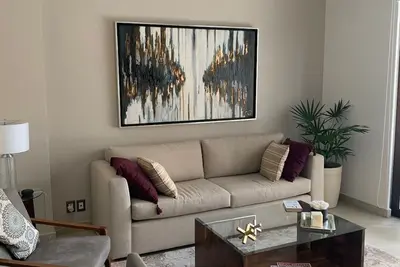 Image de Luxury, Modern, Spacious, 2Br/2Ba condo, rooftop pool, lounge area