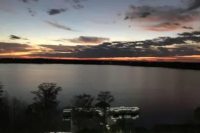 Image de Gorgeous 1 Bed 2 Bath Condo just 1 mile to Disney\n