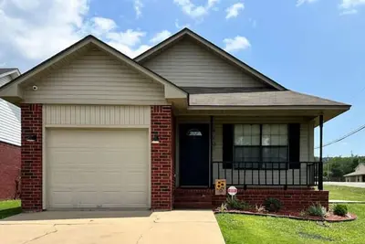 Image de The Corner View: Cute, Clean and Cozy Home!