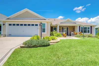 Image de Resort Amenities: Home in The Villages Near Golf!