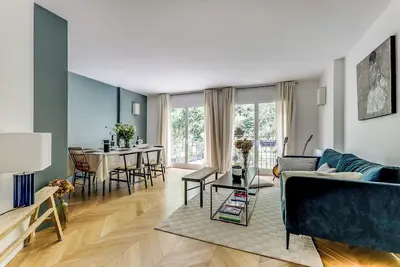 Image de Apartment with private garden in Montmartre