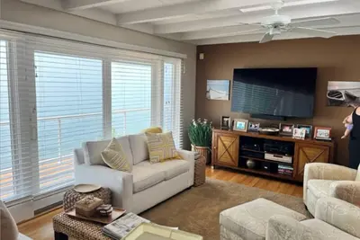 Image de Lakehouse