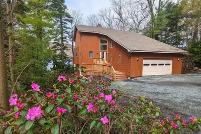 Image de #146 - Waterfront Charm on Lake Sunapee