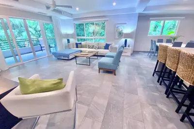 Image de Luxury, Comfort, Security & Walk to the Beach to Enjoy the Best of Costa Rica