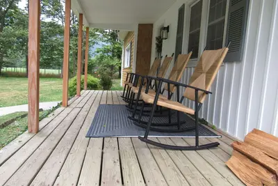 Image de Riverfront Retreat