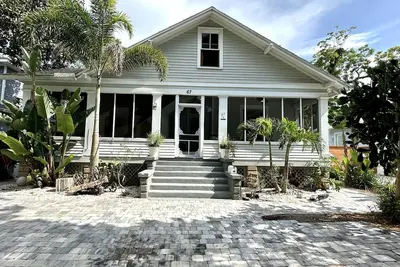 Image de Renovated 1920 Craftman - Historic Dt 2 Blocks – Vilano Beach only 3Mi & St Aug Beach 5Mi